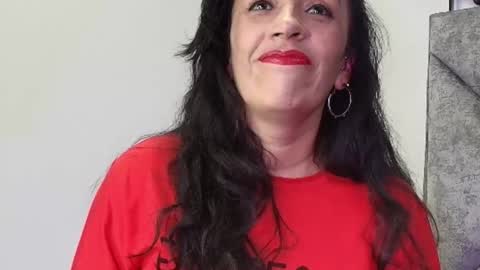 shantey online show from March 24, 5:41 pm