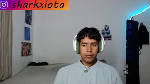 Frqnko online show from December 2, 6:34 am