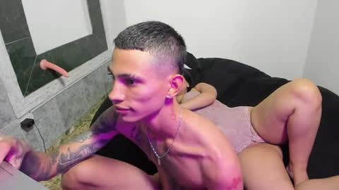 Sharlot07 online show from March 3, 11:33 am