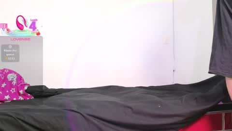 kitsune online show from March 24, 9:04 am