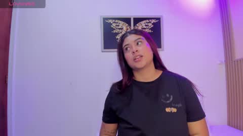 sharonscothh online show from April 15, 9:15 pm