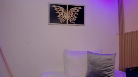 sharonscothh online show from January 31, 8:28 pm