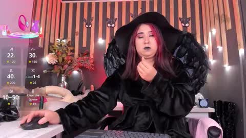 Your mistress Sharon  online show from September 12, 8:55 pm