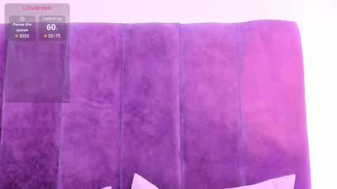 Snapshot of shatall_rouge chatting on February 26, 6:15 pm Shantall online show from February 26, 6:15 pm