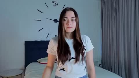Emma online show from July 25, 4:05 pm