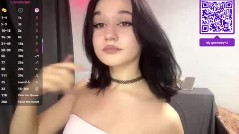 May online show from October 28, 1:34 pm