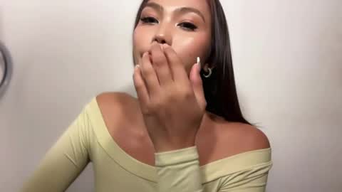 MY IG Shealana69 online show from March 23, 2:11 pm