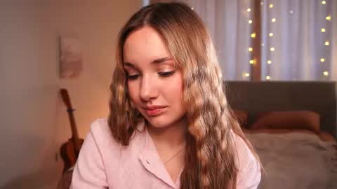 shebuny online show from March 7, 4:34 am