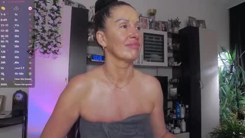 Sheila GMT 2 Tuesday Wednesday Friday Saturday Sunday- 8  5  online show from February 28, 5:00 am