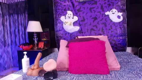 Snapshot of shelsy_loreds chatting on October 12, 12:31 pm Shelsy online show from October 12, 12:31 pm