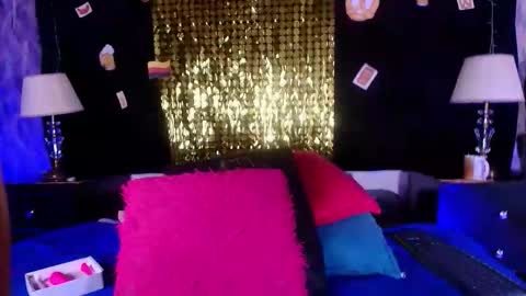 Snapshot of shelsy_loreds chatting on September 18, 11:58 am Shelsy online show from September 18, 11:58 am