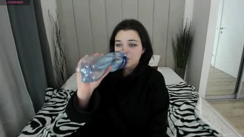 sheri_belton online show from December 17, 9:32 pm