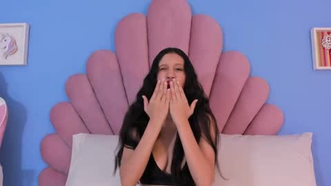 Shery online show from April 19, 11:33 am