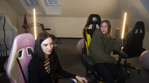 Sheryl online show from October 2, 3:33 pm