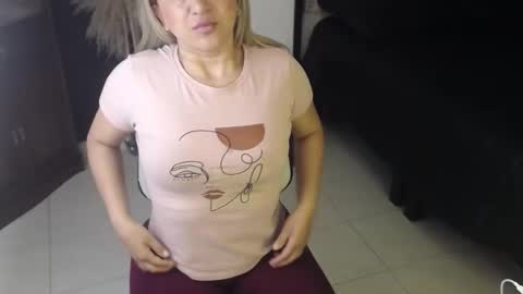 sheryl_jones online show from October 26, 1:56 pm