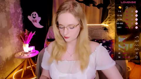 Hello guys my name is Aemilia online show from November 2, 8:36 am