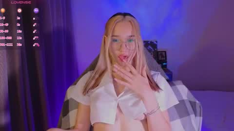 Sheyli online show from January 6, 6:01 pm