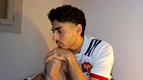 shhervin online show from December 1, 11:36 pm