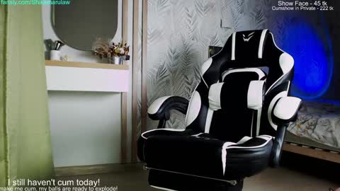    Alex  Independent model. online show from January 21, 2:37 pm