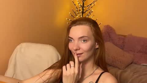 Alexis online show from April 7, 8:22 pm