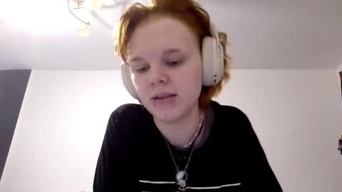 Emma online show from February 27, 8:51 am