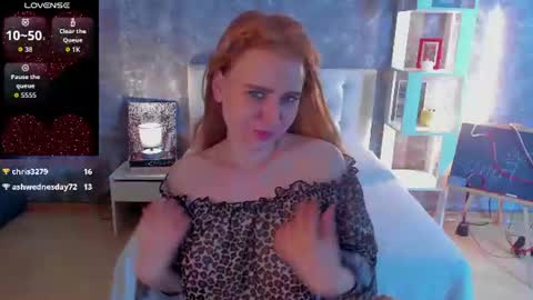 Lisa online show from June 11, 2:53 am