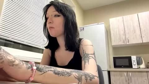 Luna online show from December 22, 7:20 pm