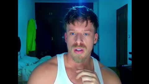 Cick Goreskin online show from December 19, 3:02 am