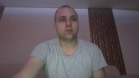 shmele_04 online show from October 28, 7:15 pm