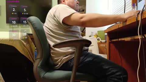 Jose R online show from March 1, 7:29 pm