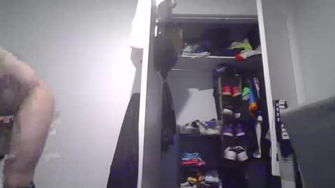 shorts403034 online show from January 5, 5:38 pm