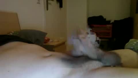 shy_heidelberger online show from January 1, 7:10 pm