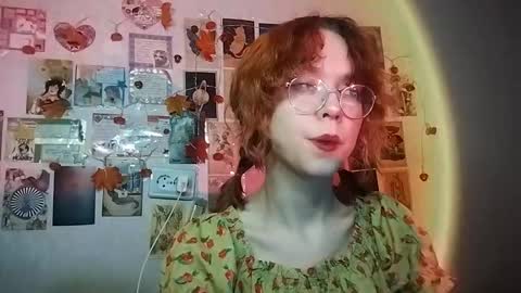 Milena online show from December 4, 1:11 pm