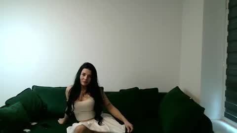 shy_princessss online show from November 3, 10:16 am