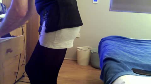 shyandhornycd online show from December 10, 8:51 am