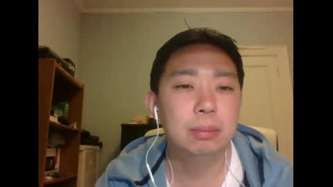 shyasianboyy online show from February 6, 3:27 am