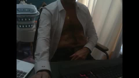 shyfrenchcock online show from November 4, 2:18 pm