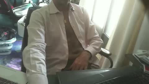 shyfrenchcock online show from April 21, 3:19 pm