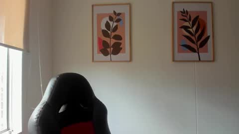 shylittlebunny online show from February 20, 2:30 pm