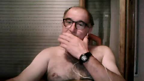 shymmy10 online show from August 6, 4:21 am