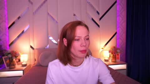 shyysiren online show from March 28, 2:18 pm