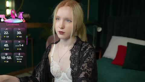 Sia online show from April 20, 5:49 pm