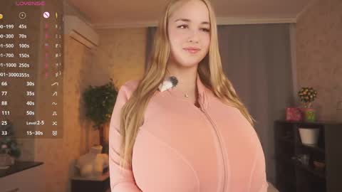 Elizabeth online show from April 17, 11:07 pm