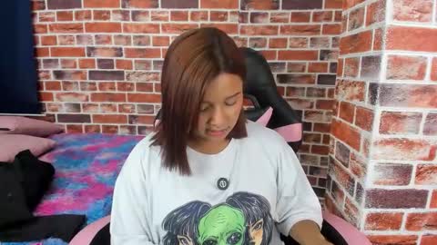 sienna_lux01 online show from March 13, 1:20 am