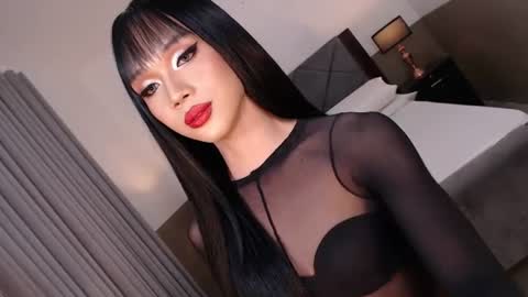 Sienna online show from June 29, 5:12 pm