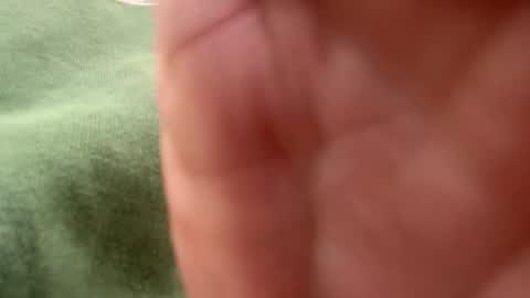 R online show from November 12, 9:33 am