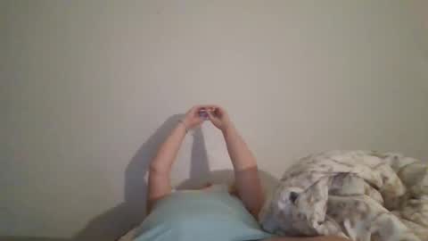 sierra_bby online show from February 3, 9:30 pm