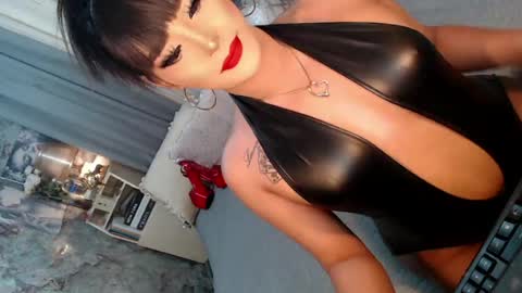 Sierrafina online show from April 14, 6:38 am