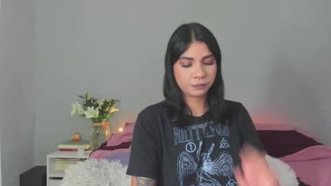 siirena online show from November 26, 7:32 pm