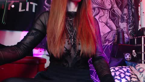 Allmylinkssilentmary666 online show from January 12, 3:57 am